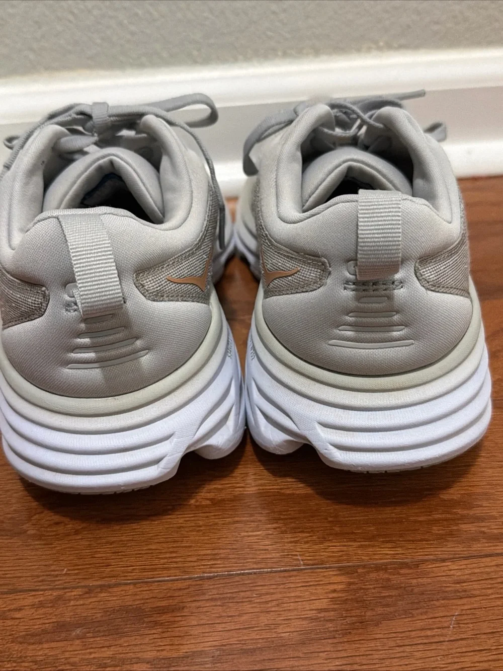 Hoka One One Bondi 8B 1127952-HMLR US 8B Running Shoes Gray Mesh Sneakers